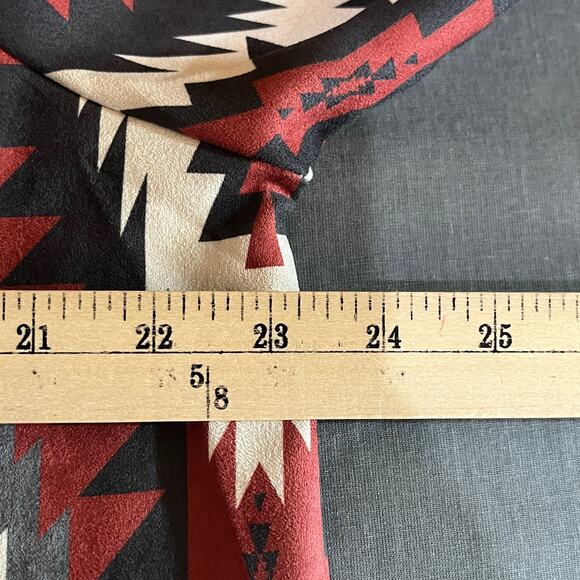 Sterling Kreek Western Rebel Jacket Womens XL Red Aztec Print Buffalo Buttons - Picture 11 of 11